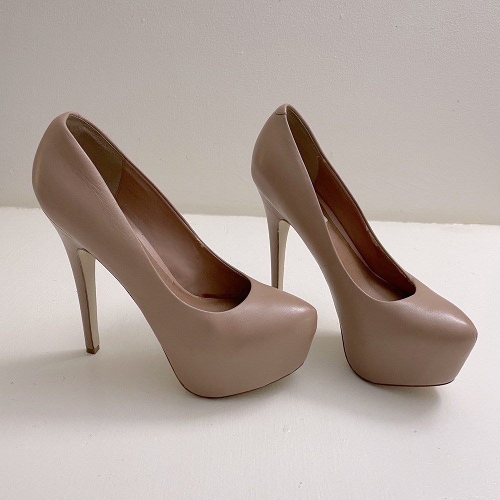 Sexy Steve Madden heels